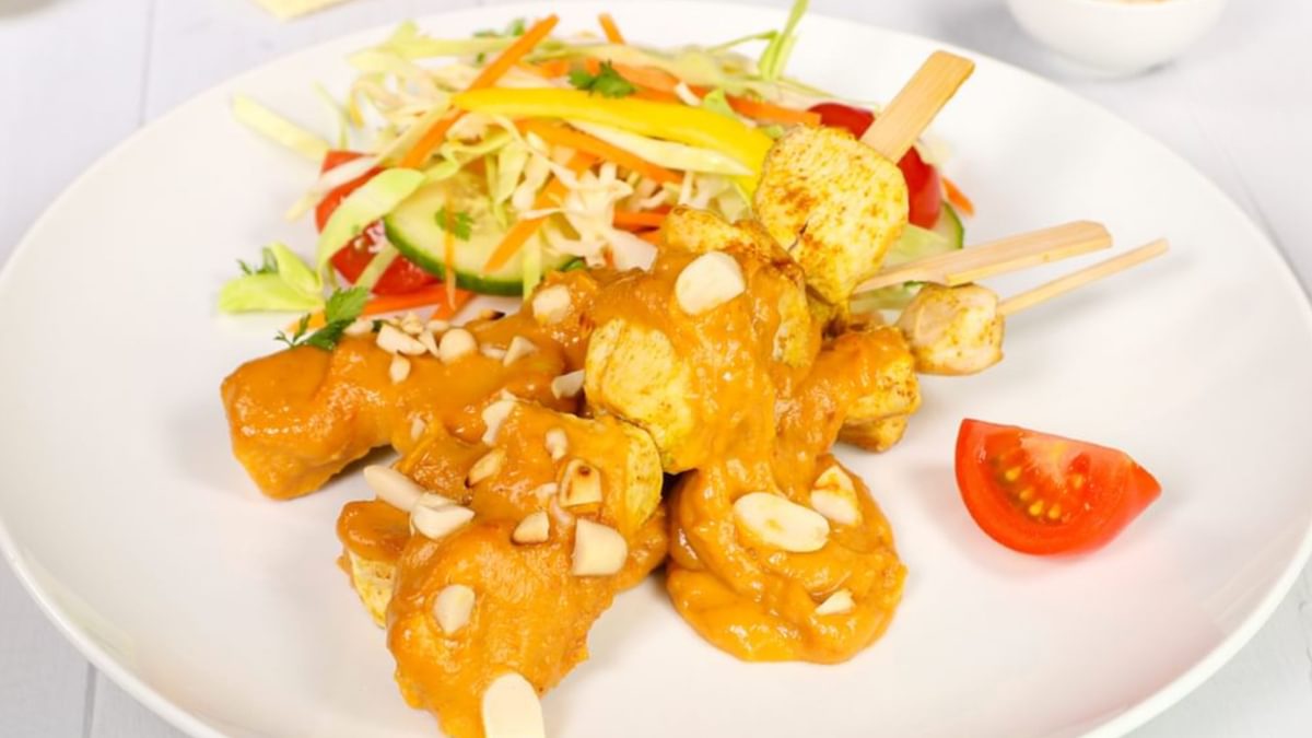 Hähnchen-Saté-Spieße mit Erdnusssoße