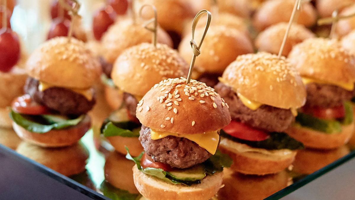 Mini cheeseburgers