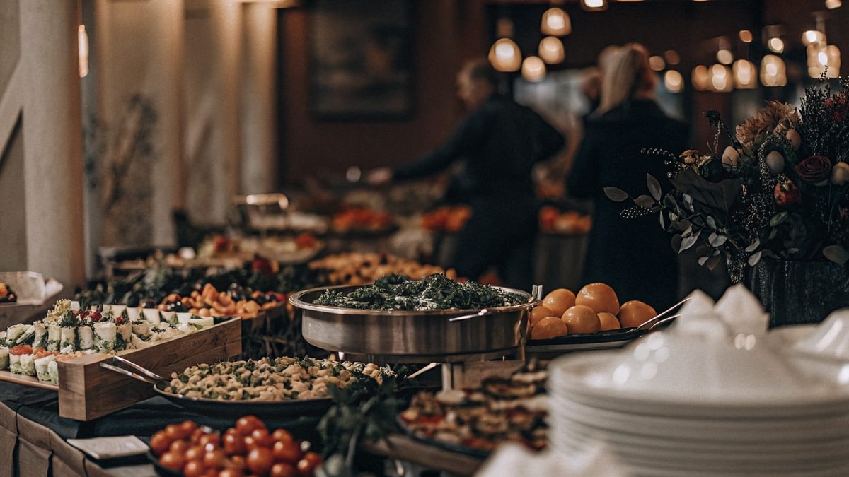 Diverse buffet catering