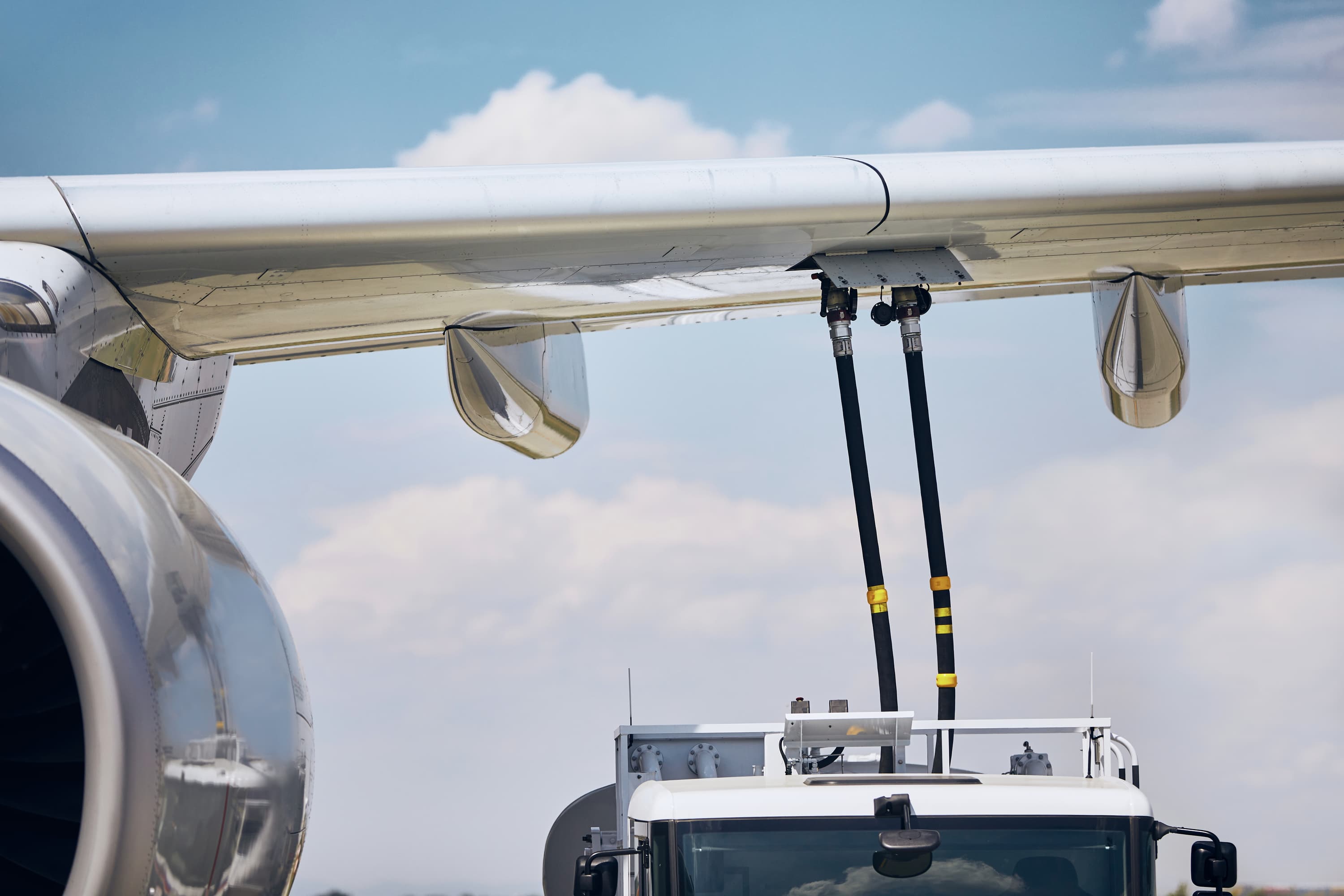 Aircraft being refuelled