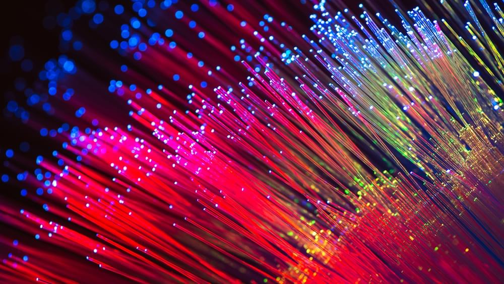 Colourful fibre optics