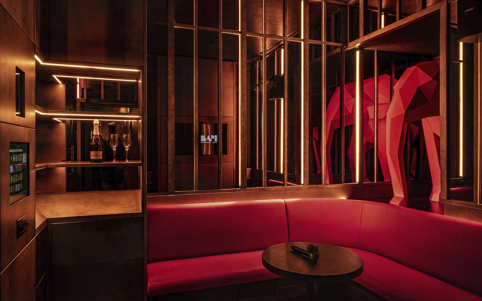 © Sim Canetty Clarke