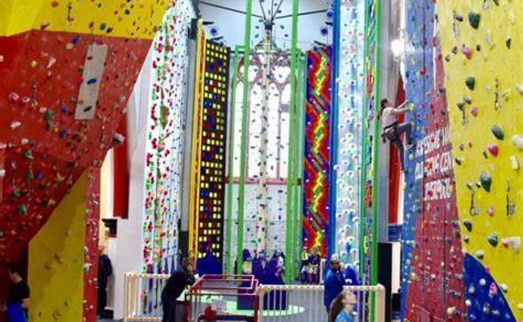 WALL CLIMB