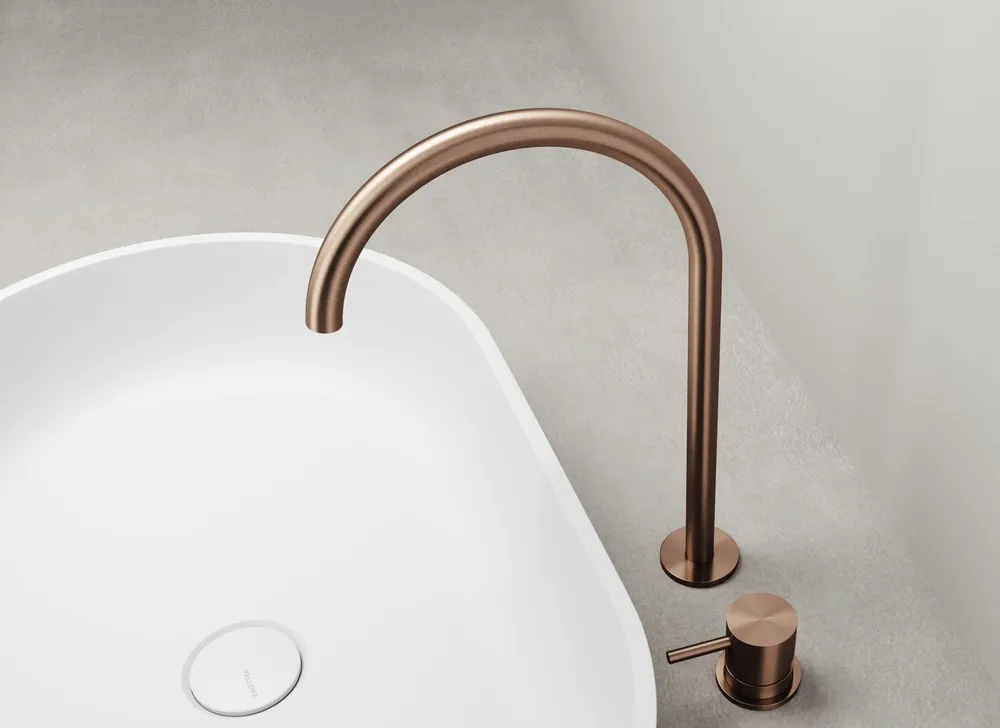 Como 29h edelstahl smooth bronze gallery 01 Como 29h edelstahl smooth bronze gallery 01