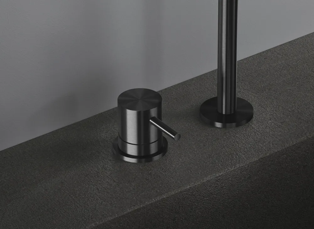 Como 31 stainless steel tap gunmetal black vallone gallery Como 31 stainless steel tap gunmetal black vallone gallery