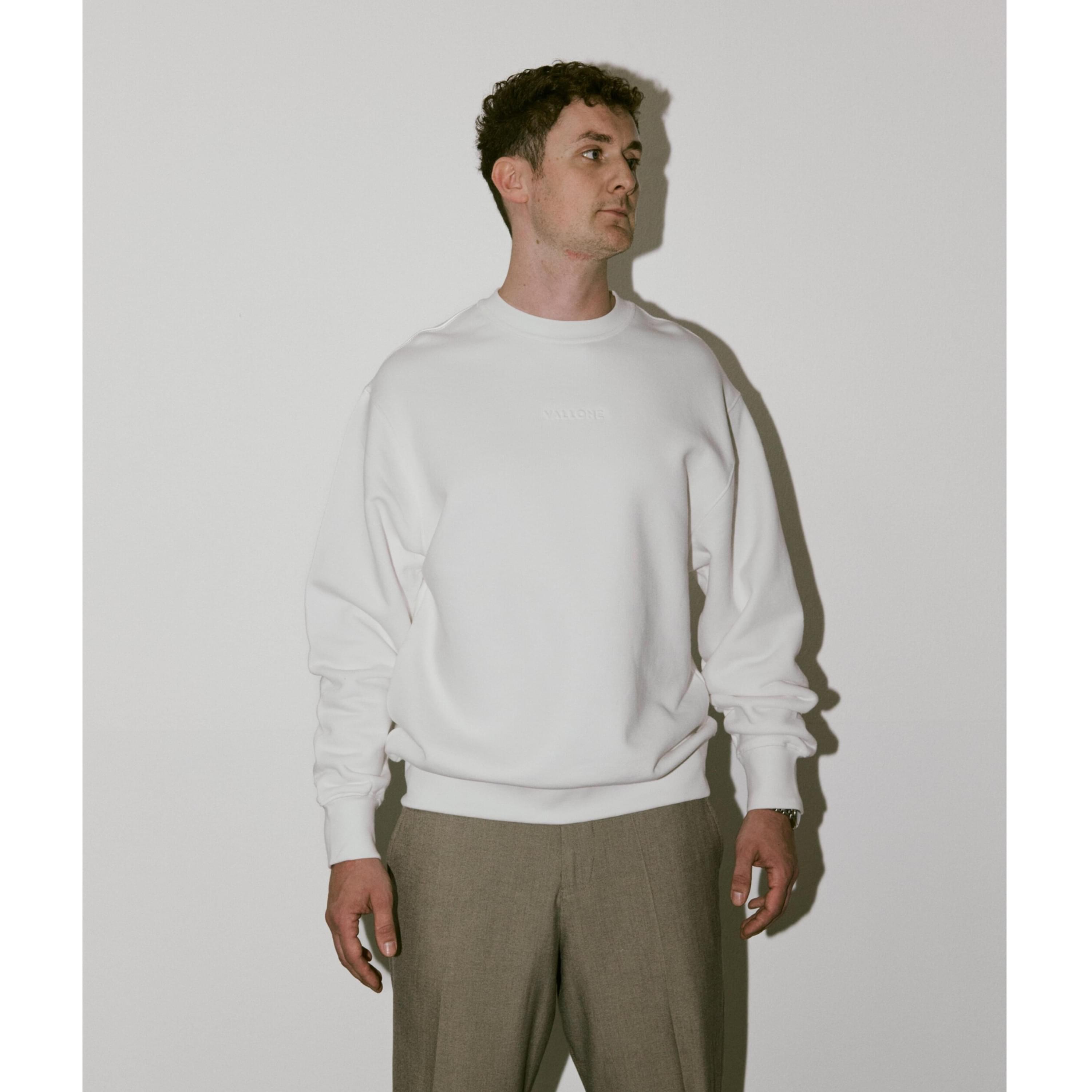 Vallone atelier sweater gallery 01 Vallone atelier sweater gallery 01