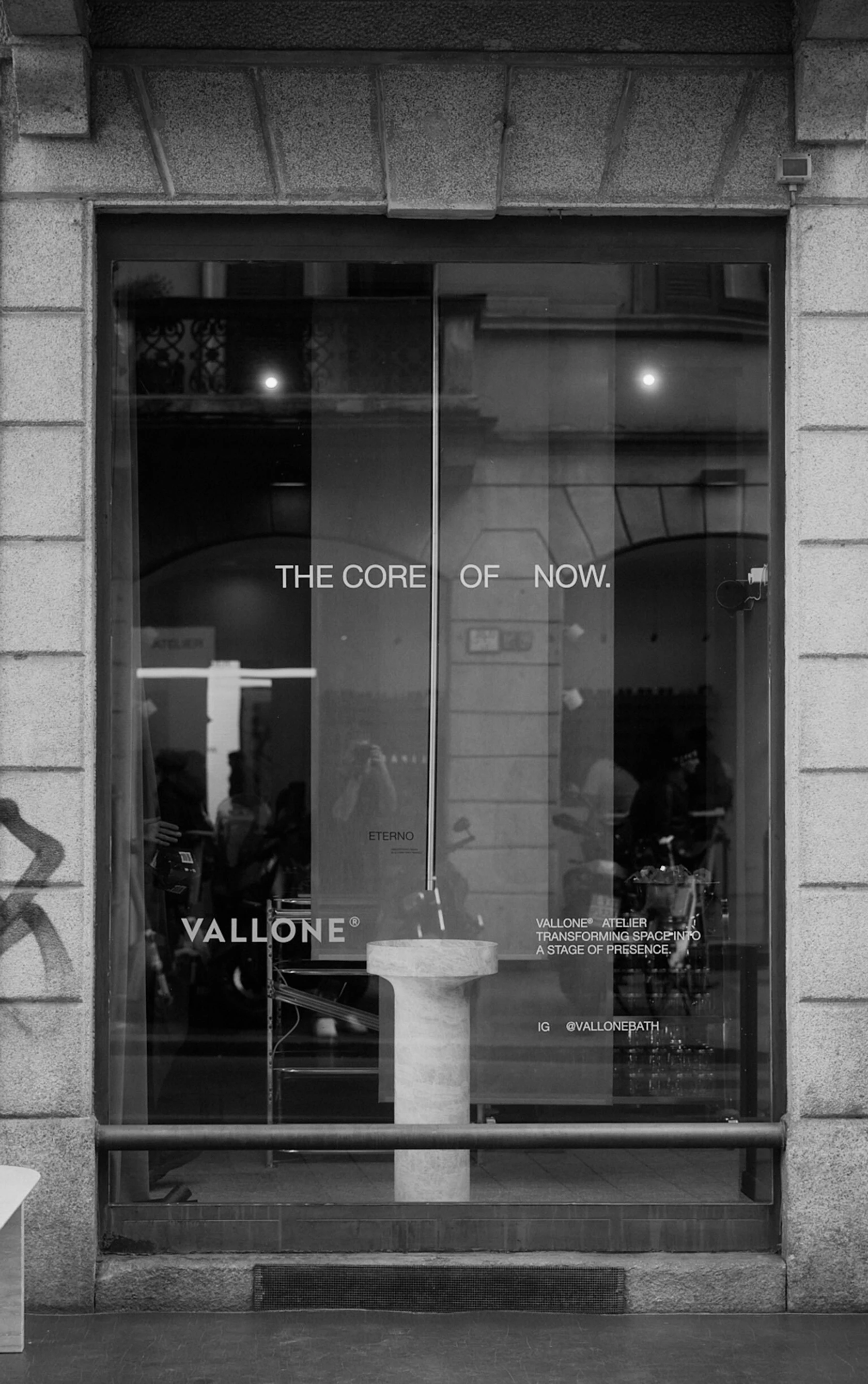 Vallone milano editorial slider 02 Vallone milano editorial slider 02