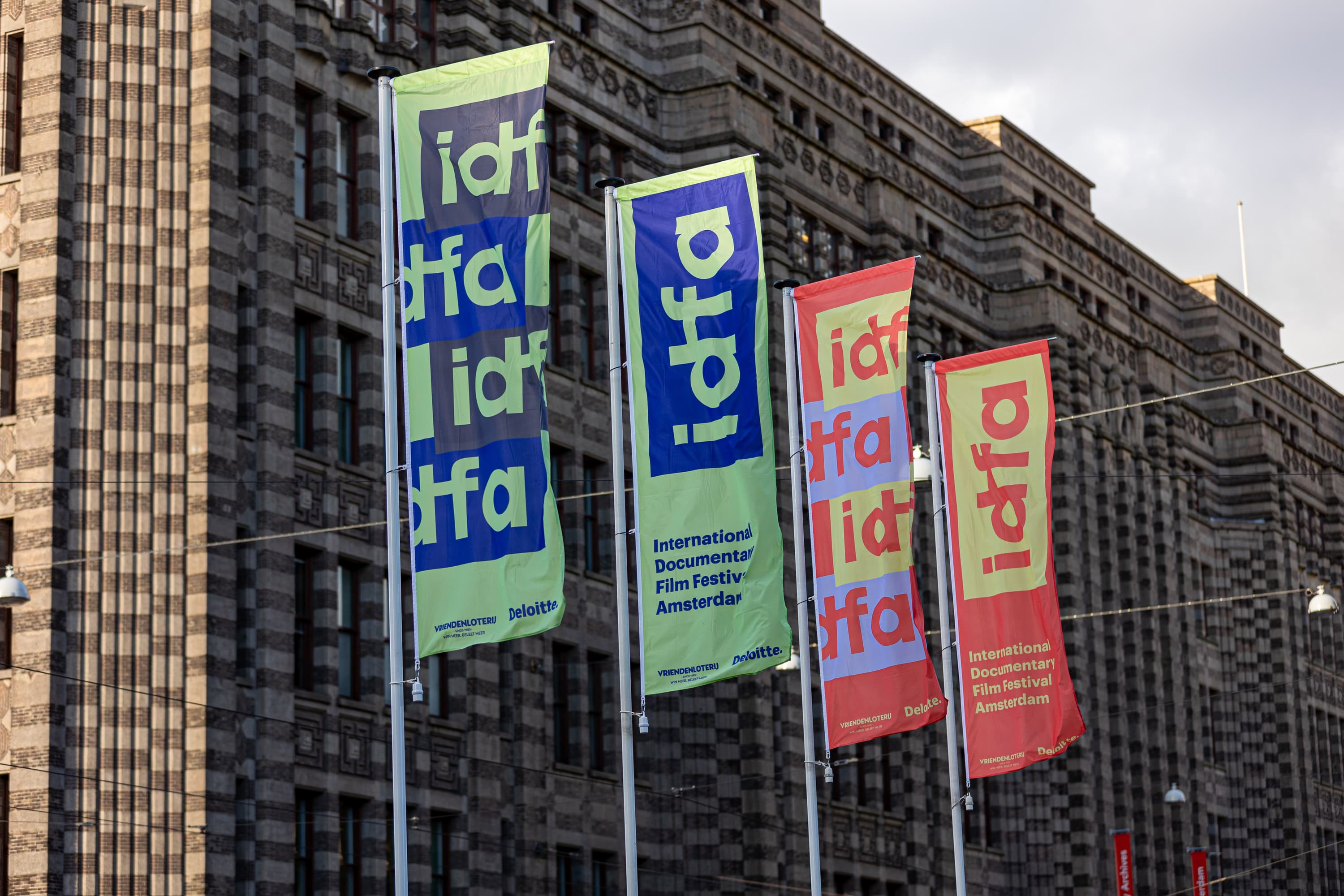 RT231111 IDFA Flags 14