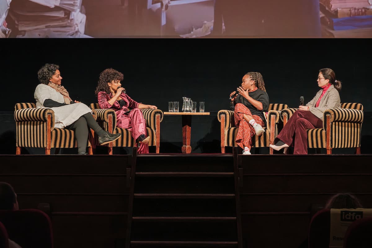 YH251119 How to Build a Library Talk Oxfam Novib Special 17 1