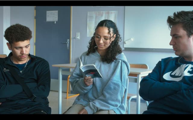 ECRIRE LA VIE film still 1 RBPROD