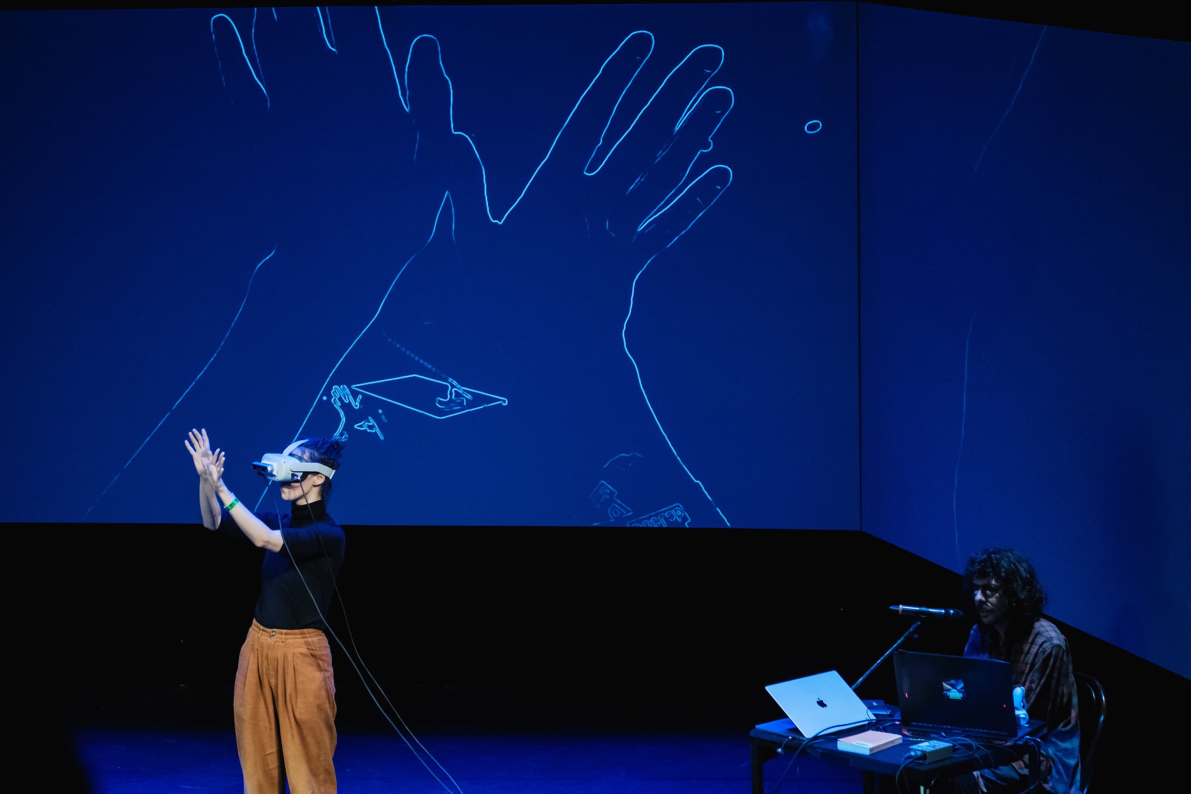 Reality at Play: Create, Experience & Play in the DocLab Playrooms