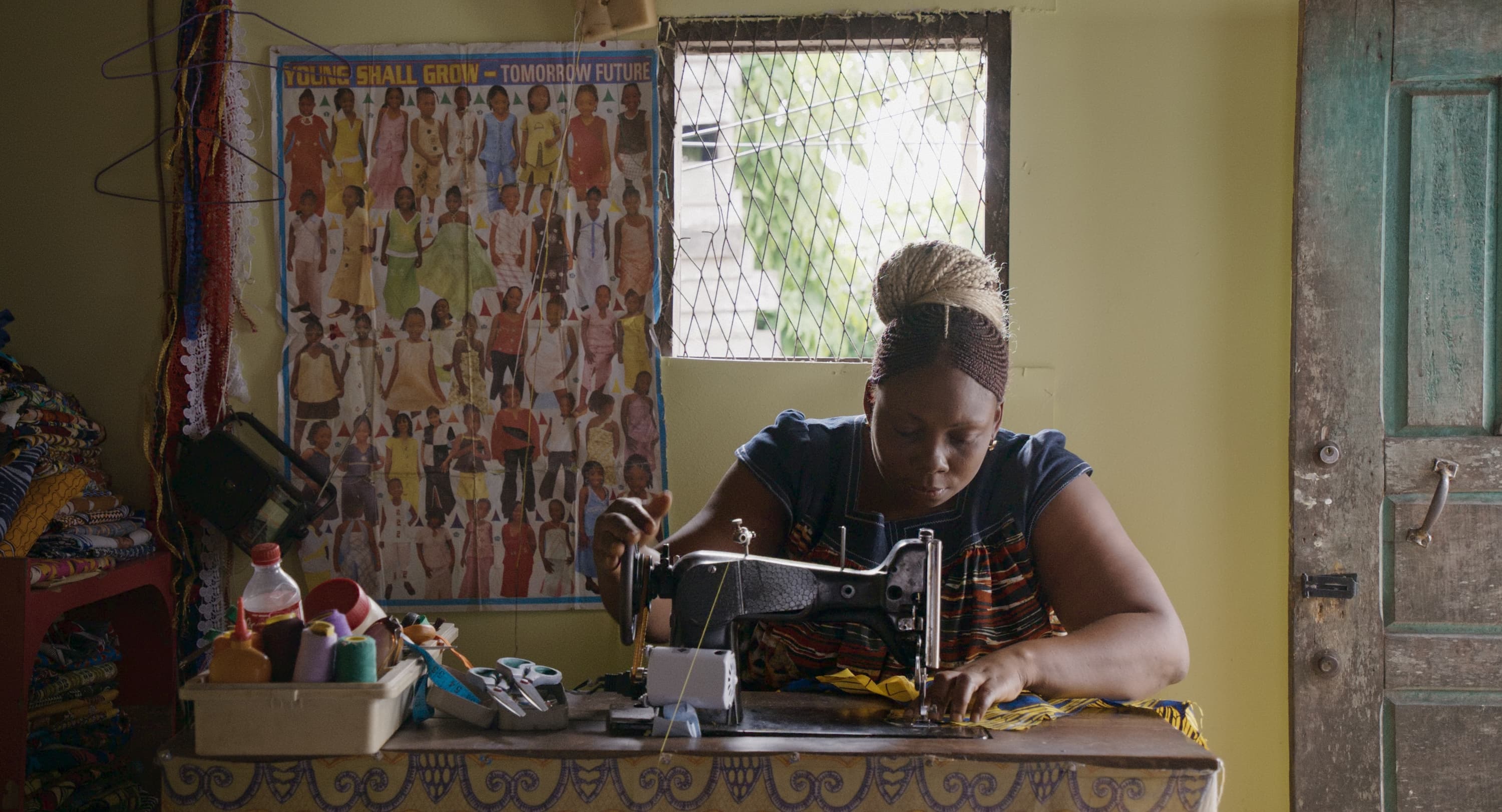 Mambar Pierrette Still 3