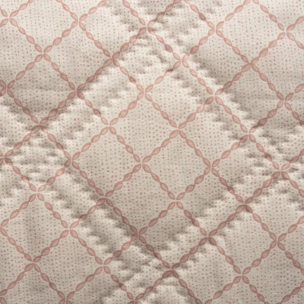 BCP2114 v1 – Trellis in pale pink bedcover