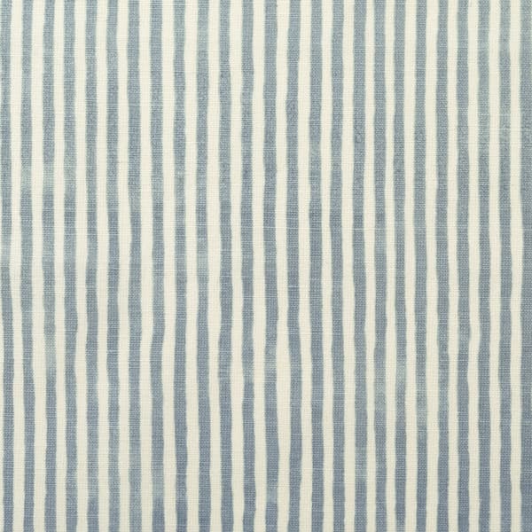 FP023 16 – Tiny Stripe in Antique Blue