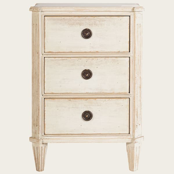 Gus036 05 – Bedside table with three drawers