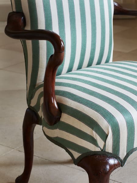 Chelsea textiles II 27 01 22 – Hugo Stripe in Fern Green