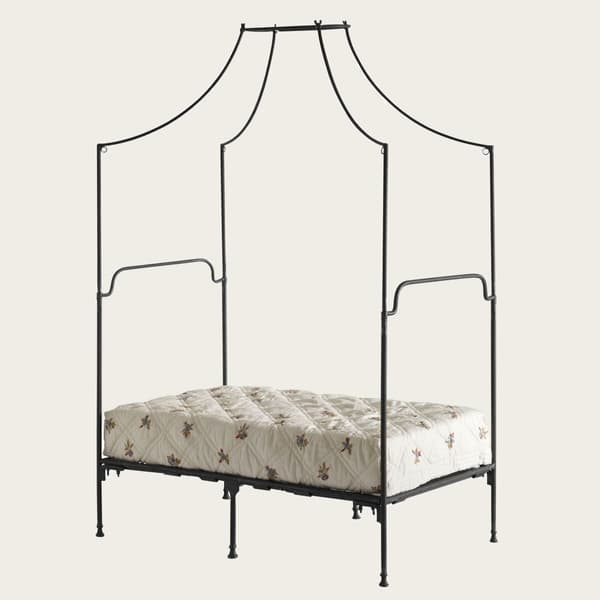 Pro170A – Provence four poster bed with metal frame