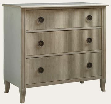 Commode with ribbed drawers