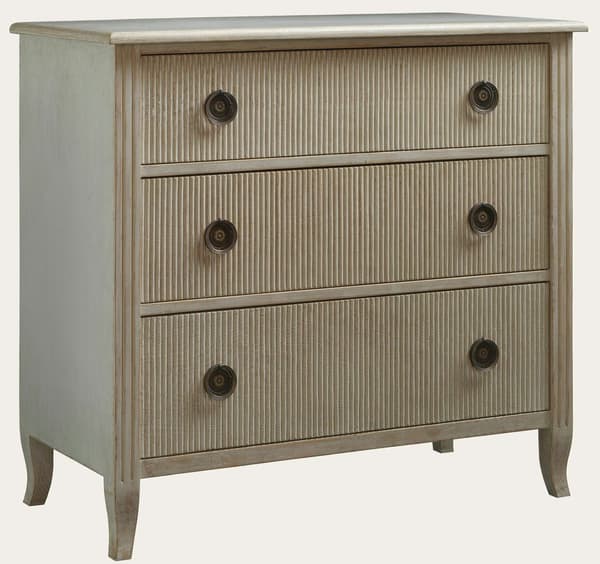 Gus042B 8A – Commode with ribbed drawers
