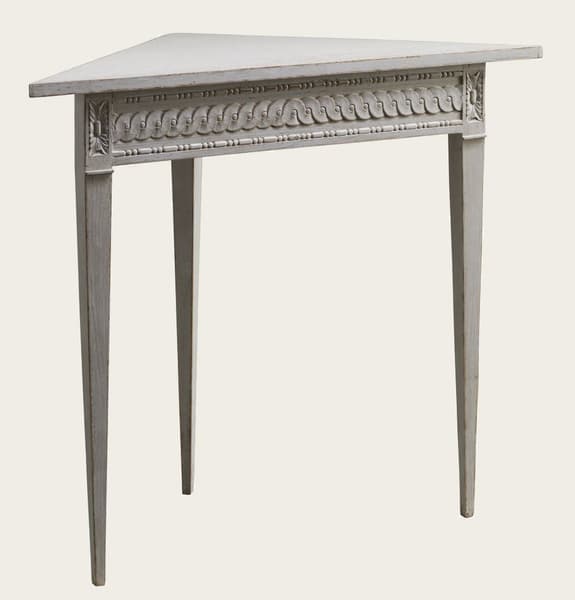 Gus114 8A – Corner table