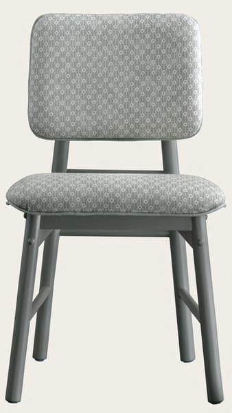MID010J v2 – Junior chair with upholstered back
