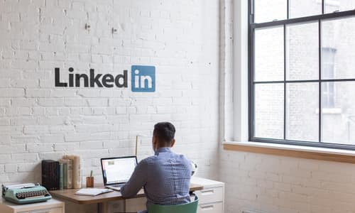 10 Ways to Optimize a Marketers Linked In Profile
