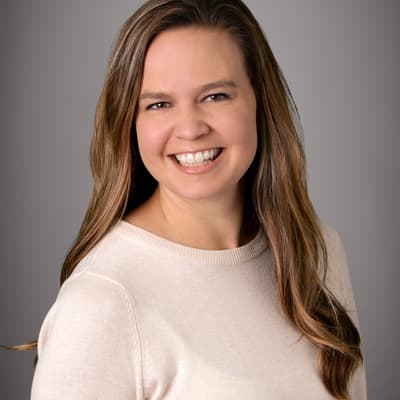 2019 Tellers Heidi Image 1 6