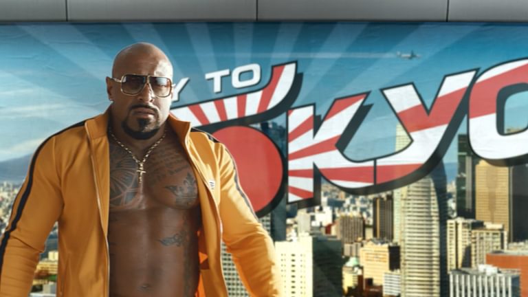 Cheap Flights Stunt Men