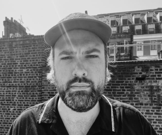 JONNY HEADSHOT