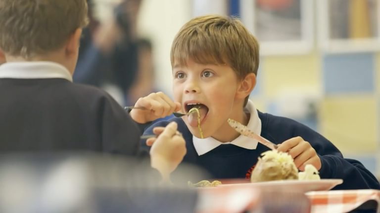 Sacla Pesto Sauces Opera Stunt