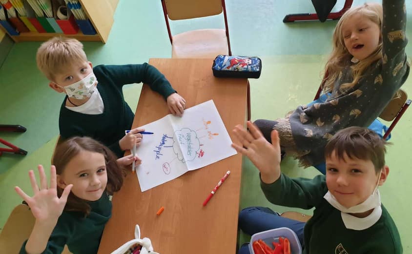 4 B9 CBE8 F E27 B 48 FC AF43 35 D6 C735 B02 B