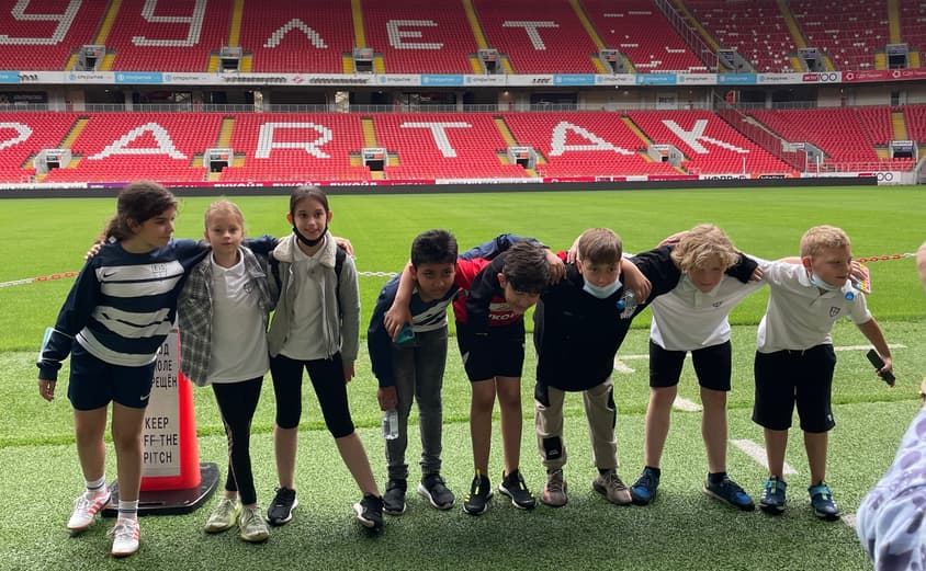 798542 DC 47 D3 4 E45 B4 A9 682 F9 FFF6 CA2