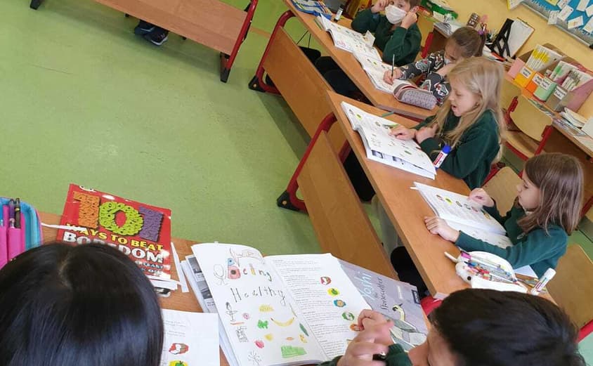 AB94 D3 E4 A79 C 45 A4 A6 C6 2 B6 C9385 F578