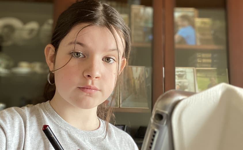 D2 E82 D54 4 C03 40 E9 9458 99977647 FEEA