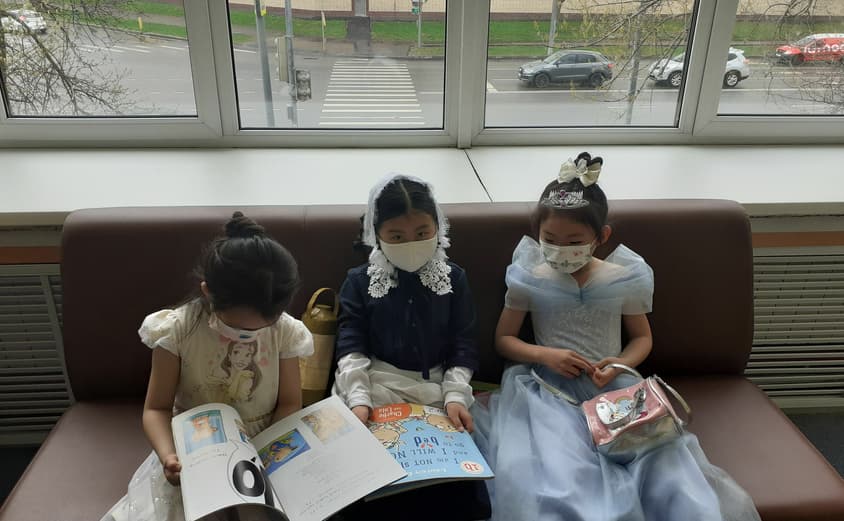 Hayeon Guoguo Hibiki