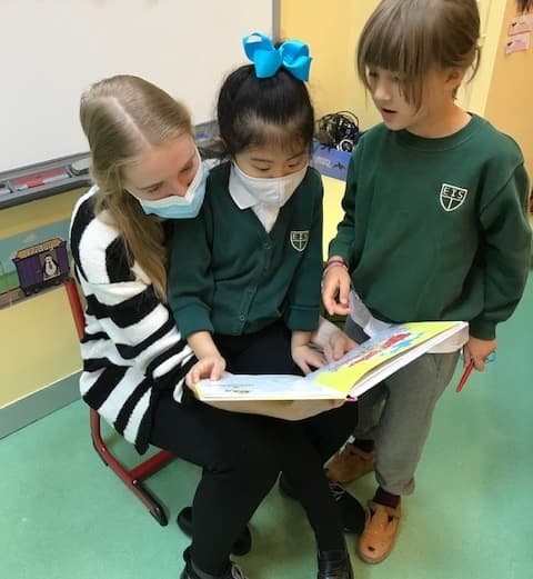 Reading with Ms Nash 1