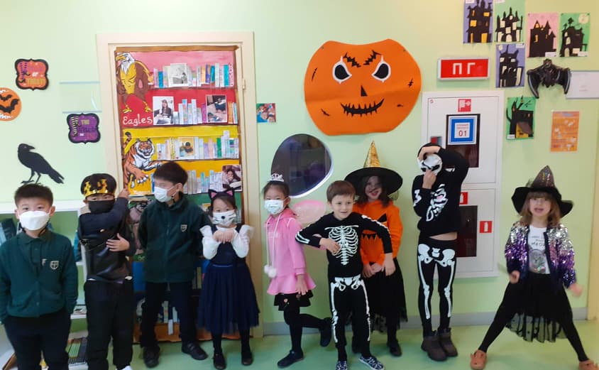 Y2 halloween