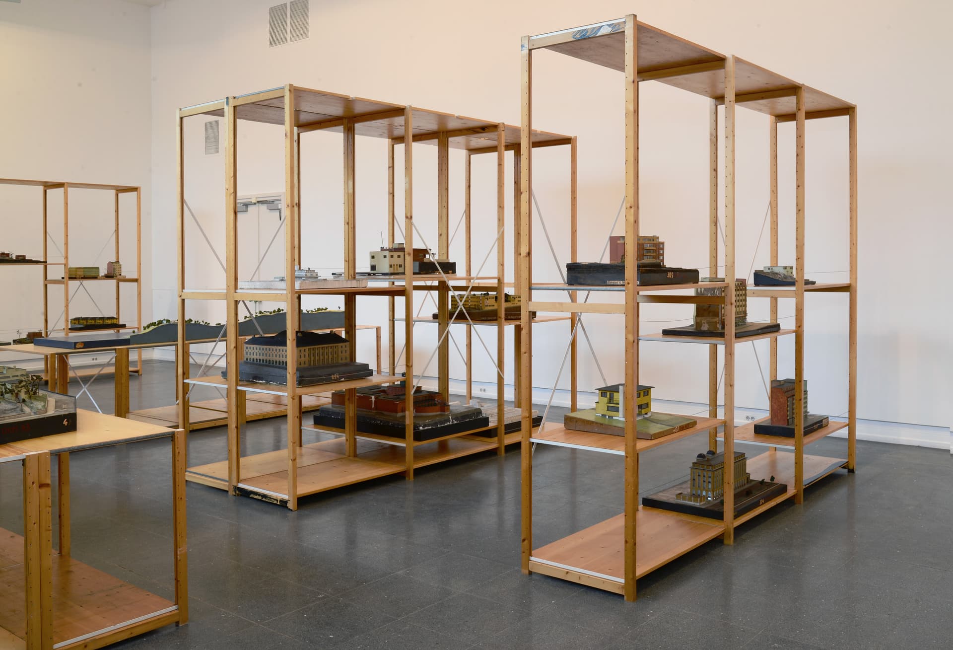 2013 Model As Ruin 2832 Edited