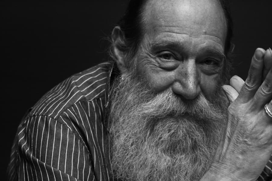 2019-08-Lawrence-Weiner