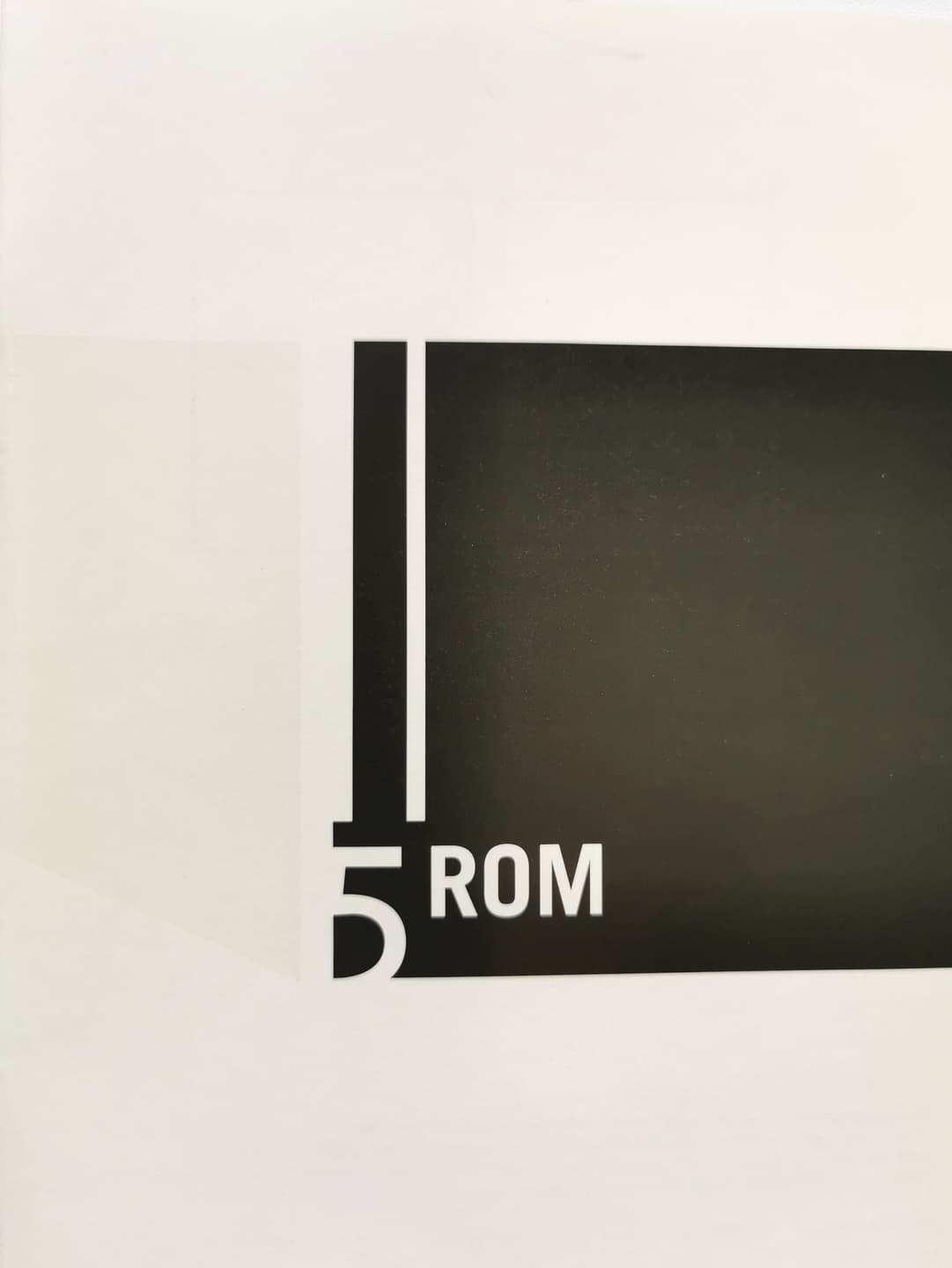 5 ROM 2002 KUNSTNERNES HUS