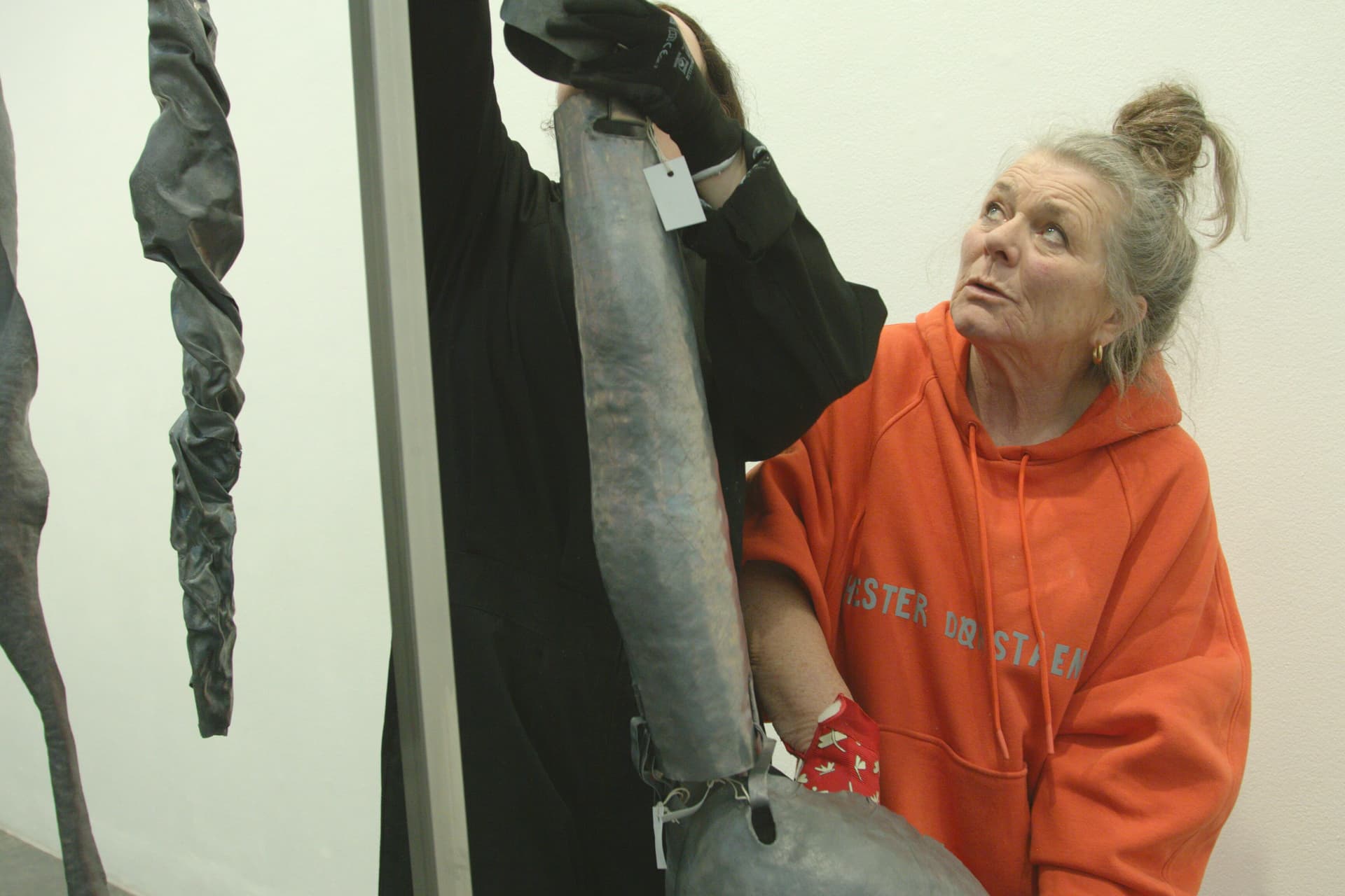 Hester dør stående filmstill
