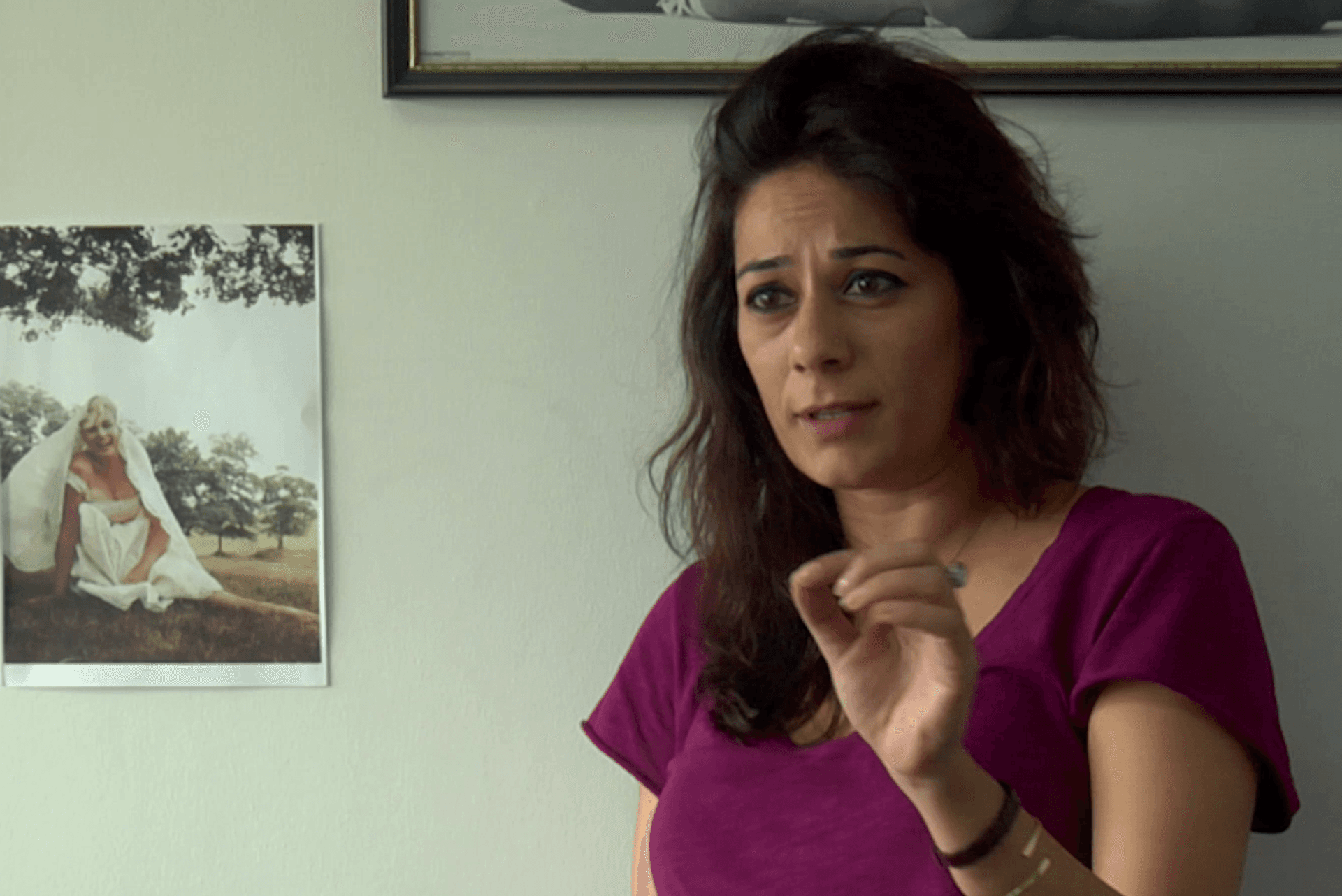 Mirna The Interview Scene