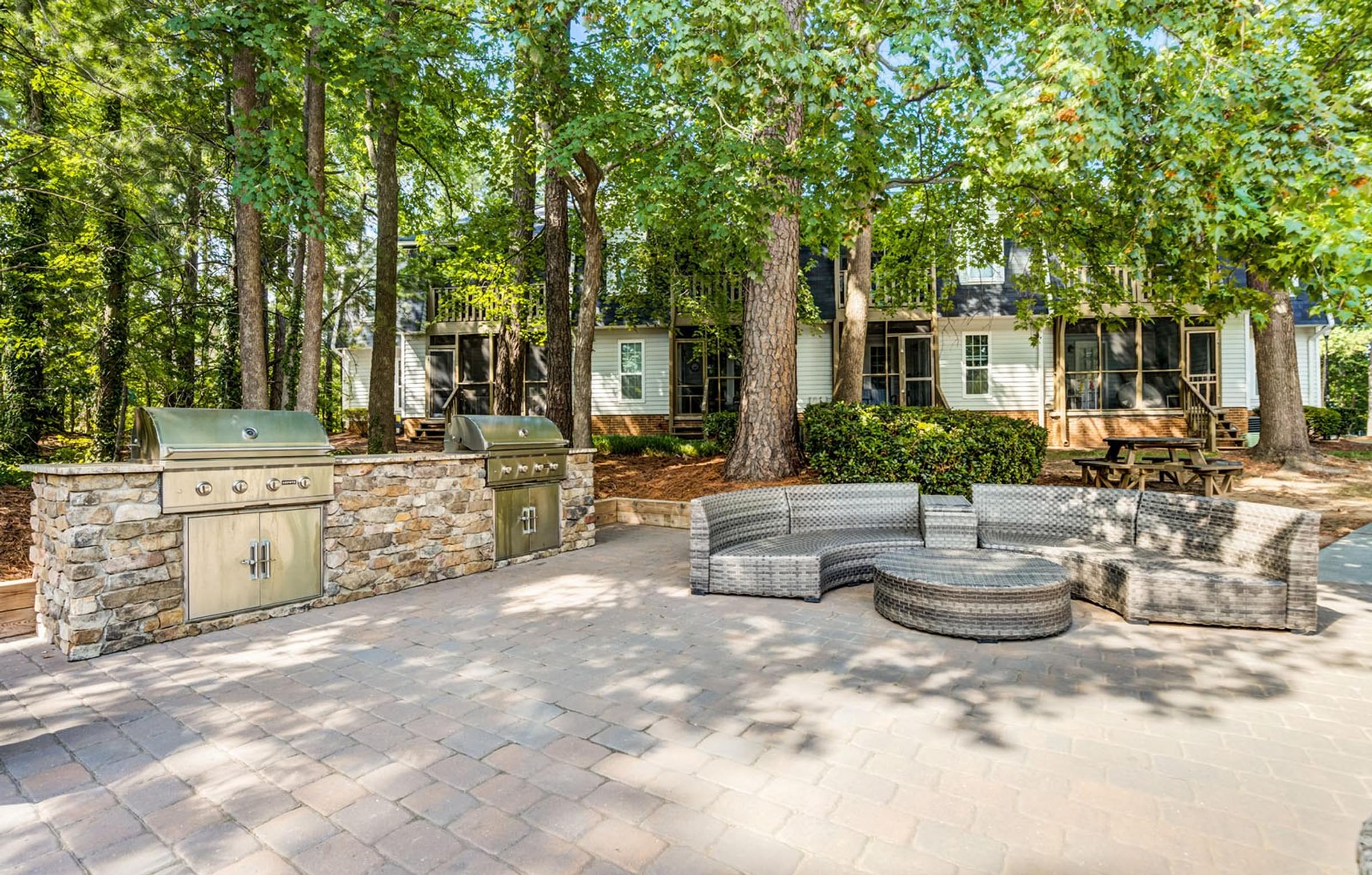 Pam'S Farmhouse Restaurant Raleigh Nc Pet-friendly apartments in Raleigh, NC - Madison Hunters Glen