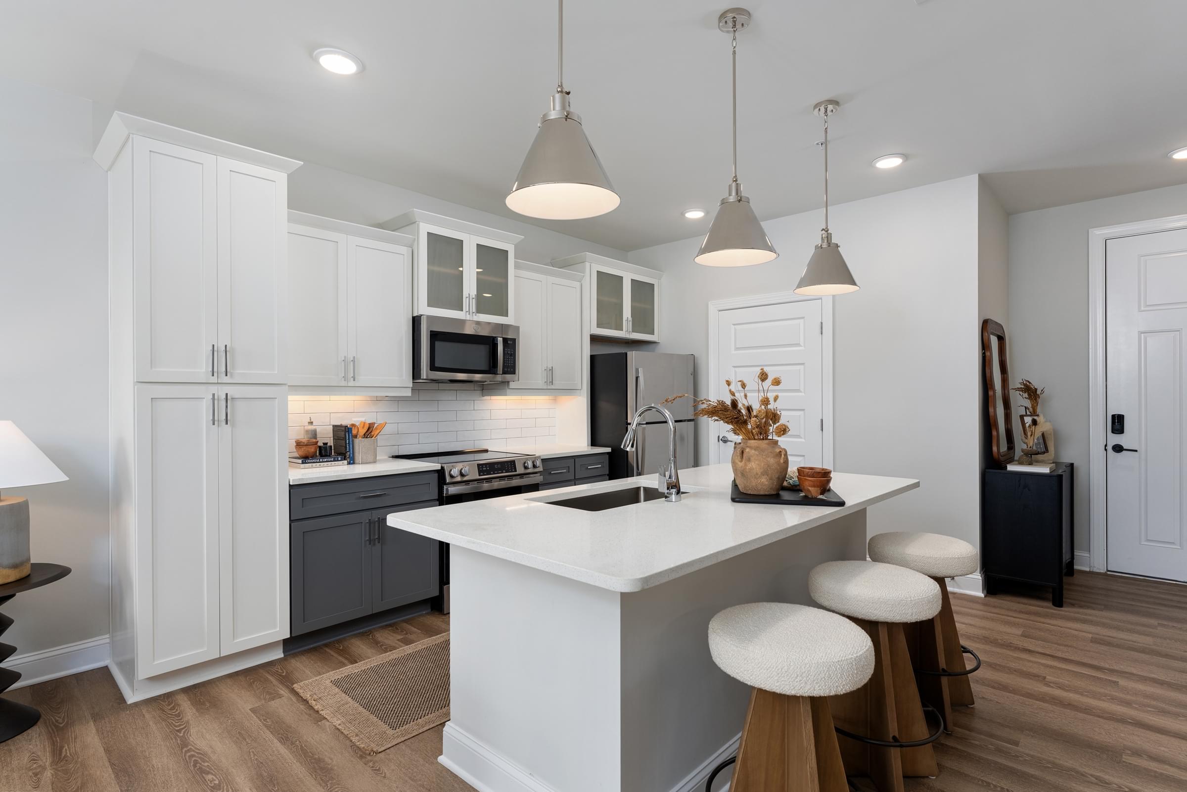 Modern Kitchens with Stand-Alone Islands, Designer Tile Backsplash, and Quartz/Granite Countertops