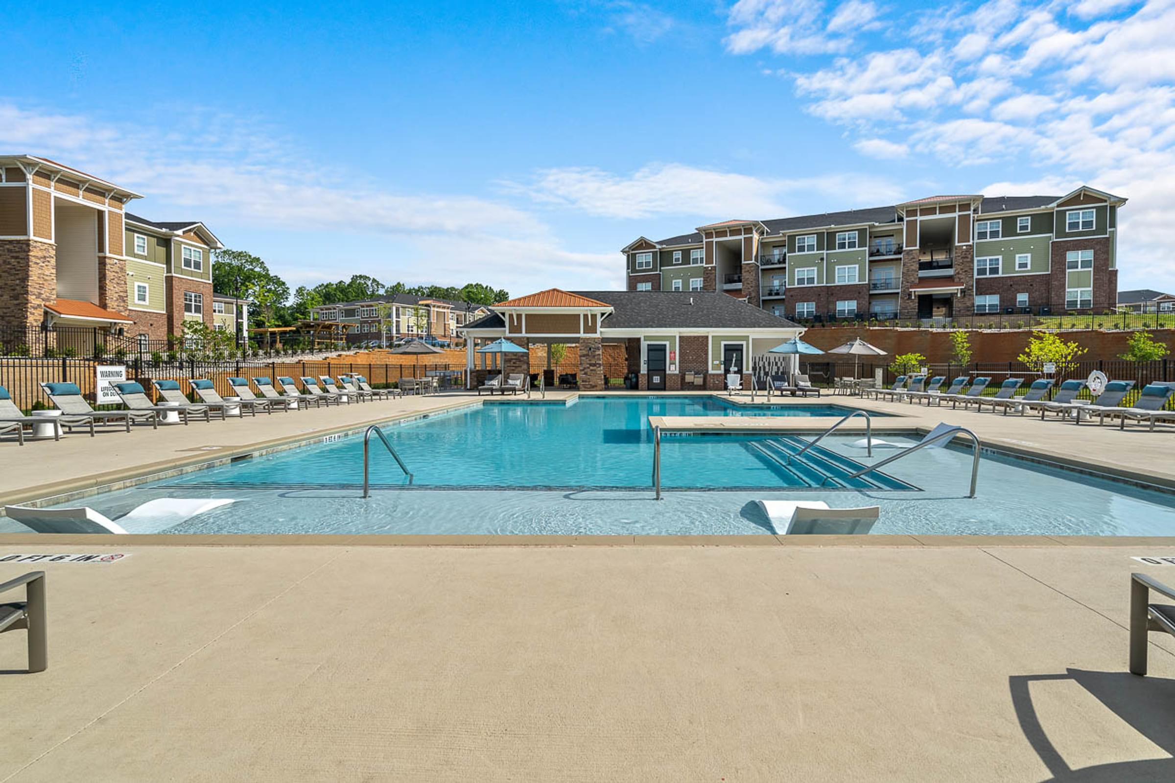Luxury rentals in Mooresville, NC - Hawthorne Waterstone
