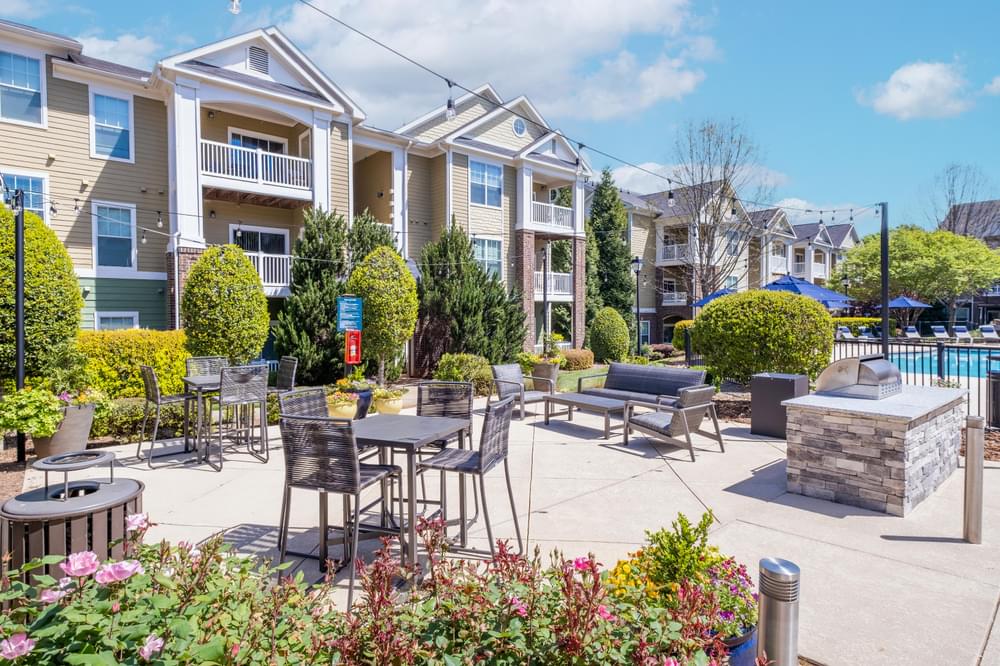 the preserve at ballantyne commons community patio