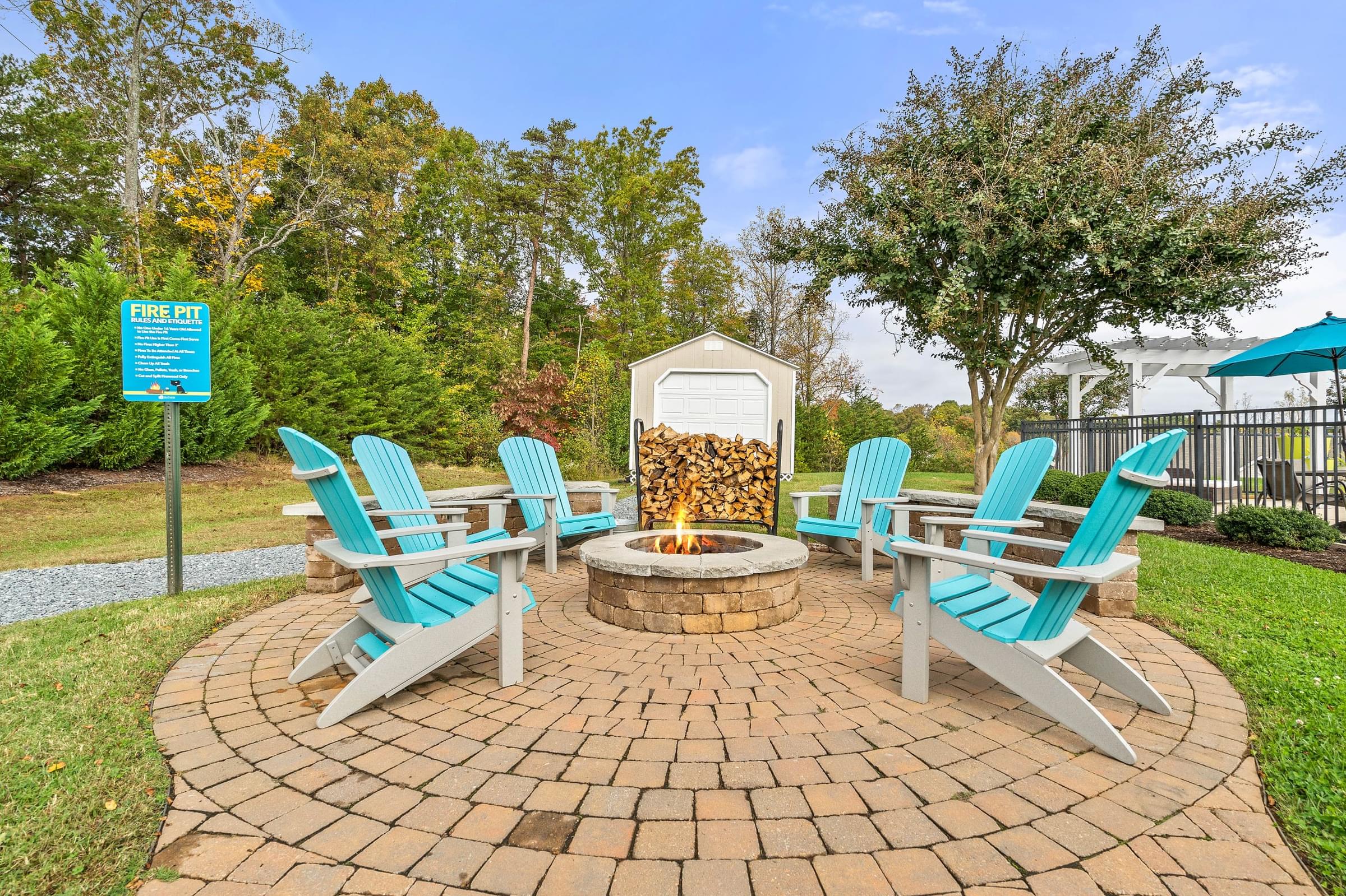 Outdoor Wood-Burning Fire Pit