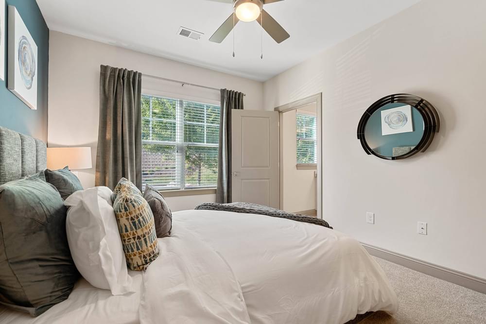 Flat Rock: 1 Bedroom Virtual Tour apartment interior