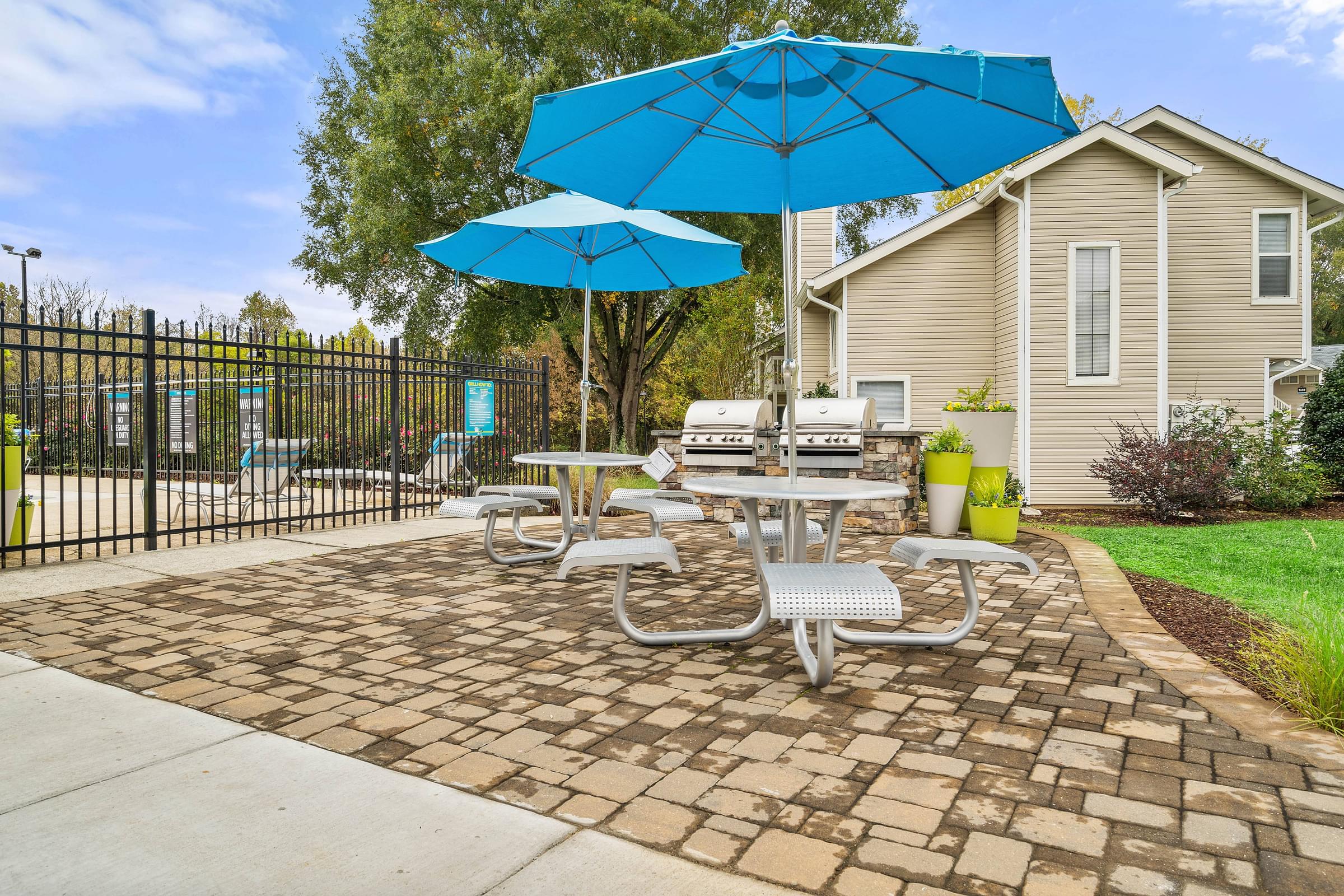 Grilling Pavilion at Hawthorne at Oak Ridge in Greensboro, NC Grilling Pavilion at Hawthorne at Oak Ridge in Greensboro, NC