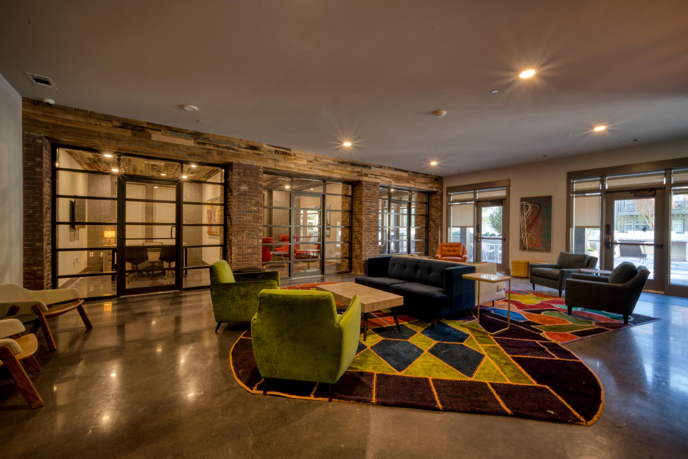Leasing Center